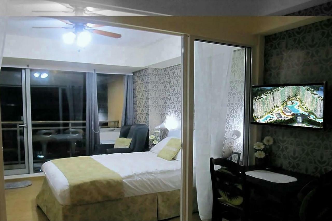 Azure C7 Balcony, Wifi, Near Mall Airport Apartment Manila Exterior photo